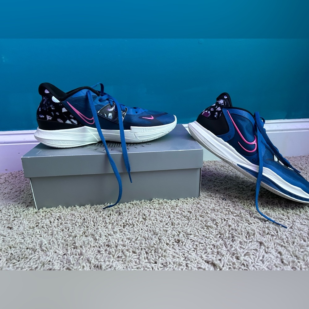 Nike Kyrie Low 5 Precious Stones